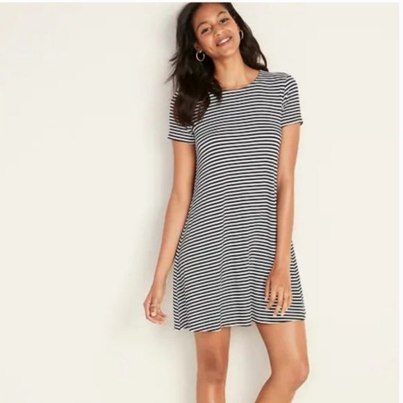 Old Navy Black And White Striped Dress 